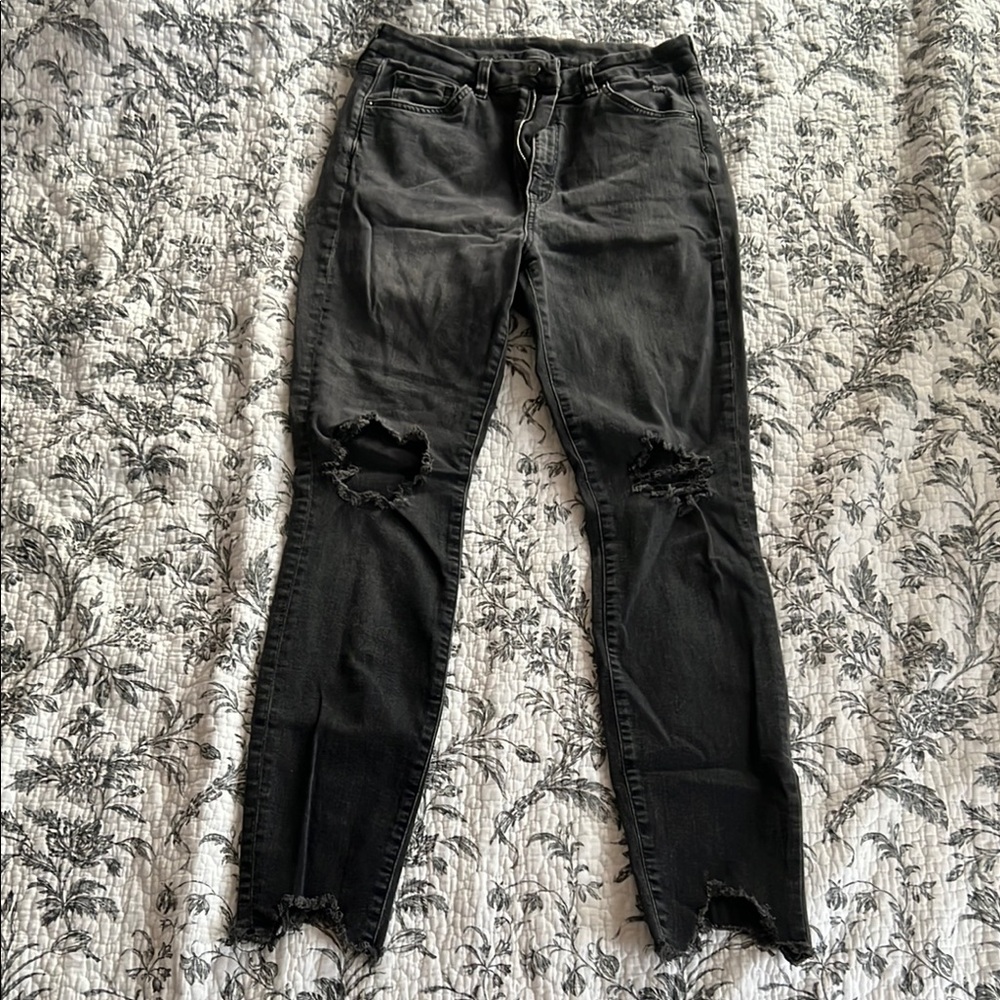 H&M Distressed Black Women Jeans Size 30